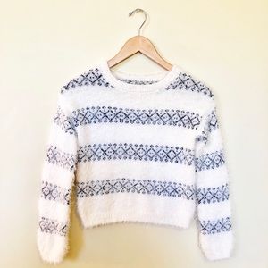 Lucky Brand crop top fuzzy sweater size medium
